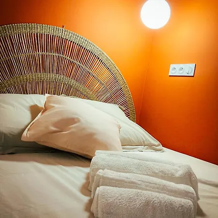 Apartment Magnifique T2 Proche Et Refait A Neuf Avec Terrasse